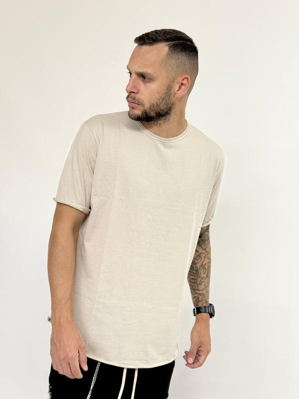 T-shirt J.W stondata taglio vivo beige