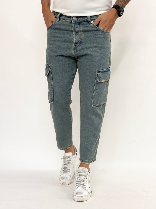 Cargo di jeans carrot fit sabbiato