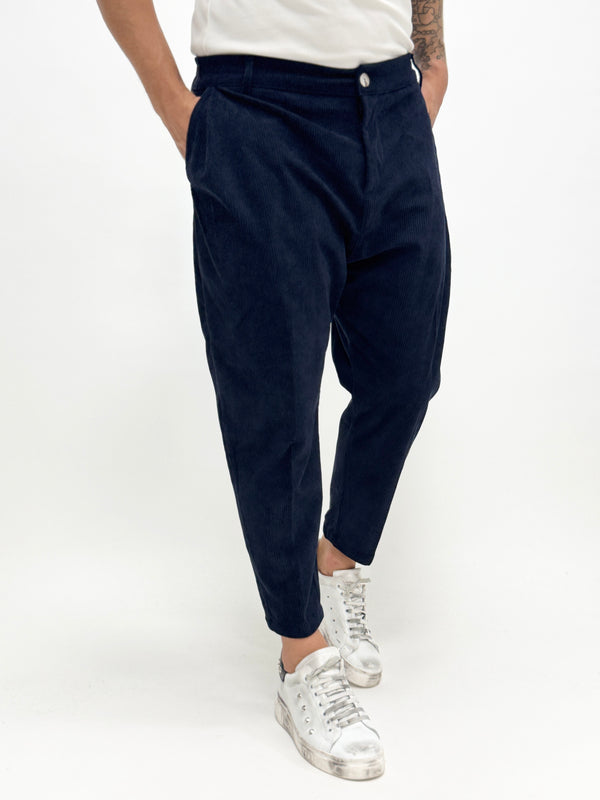 Pantalone MADRID con pinces VELLUTO blu